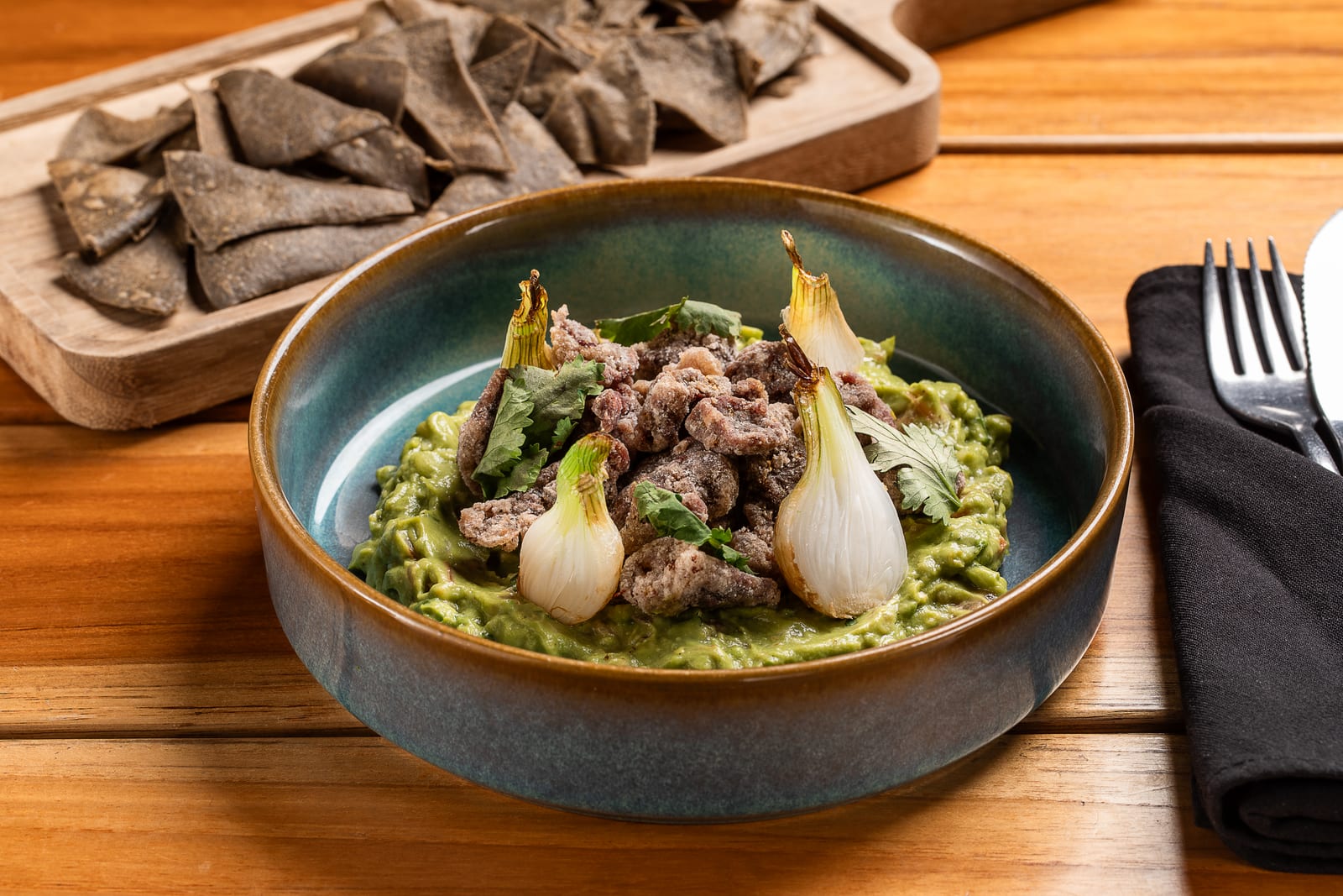 Chicharrón de rib eye